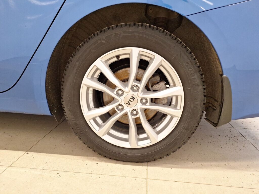 Kia Ceed 2022 Sininen