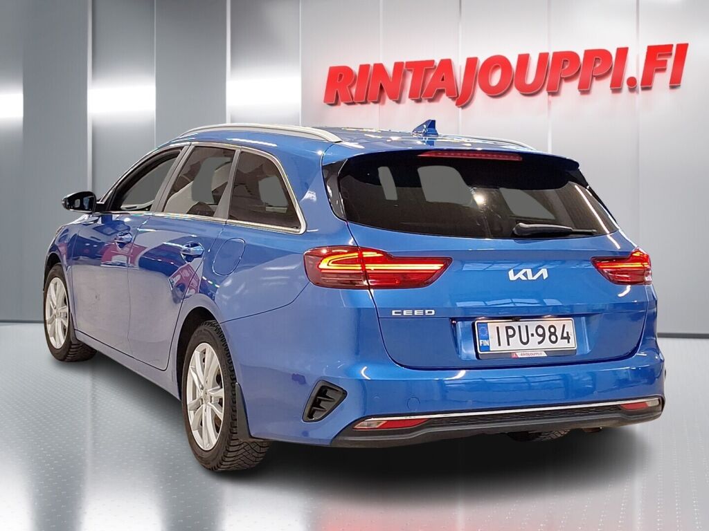 Kia Ceed 2022 Sininen