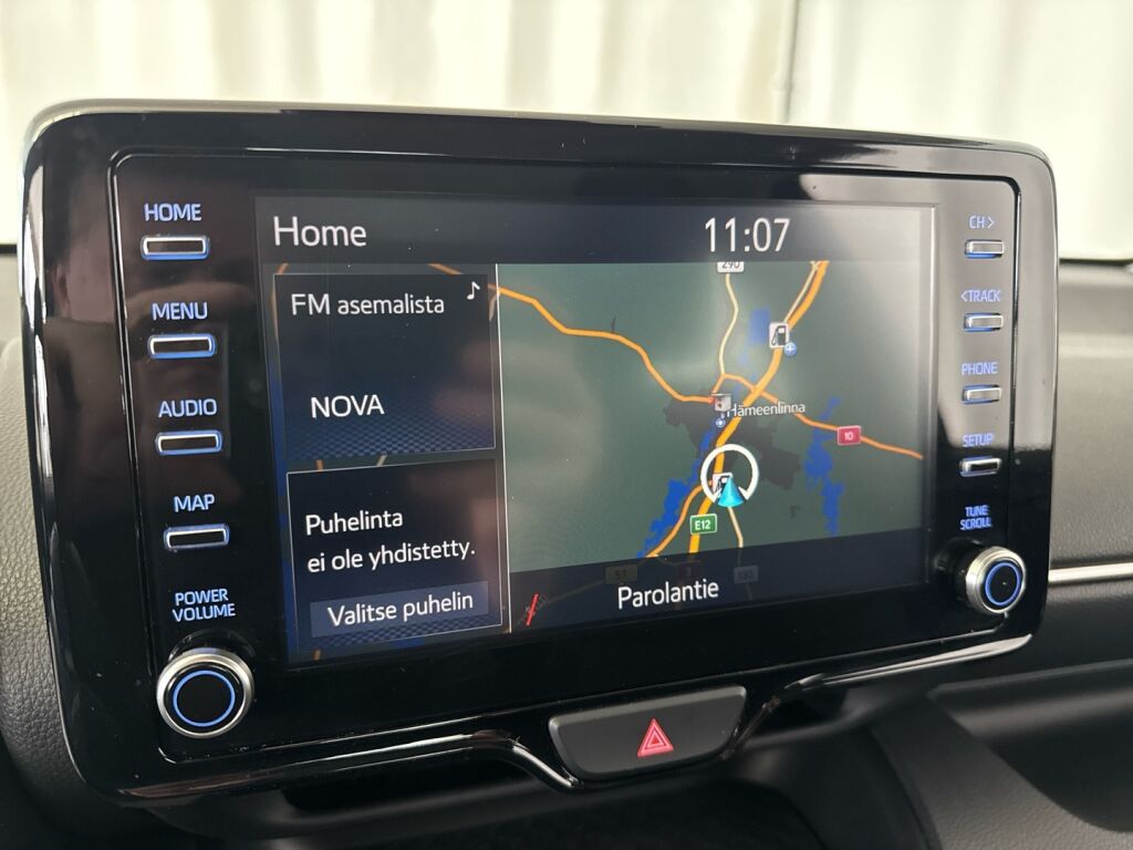 Toyota Yaris 2022 Musta