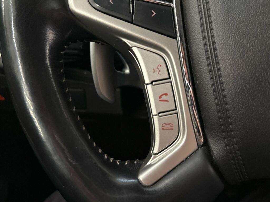 Mitsubishi Outlander PHEV 2019 Violetti