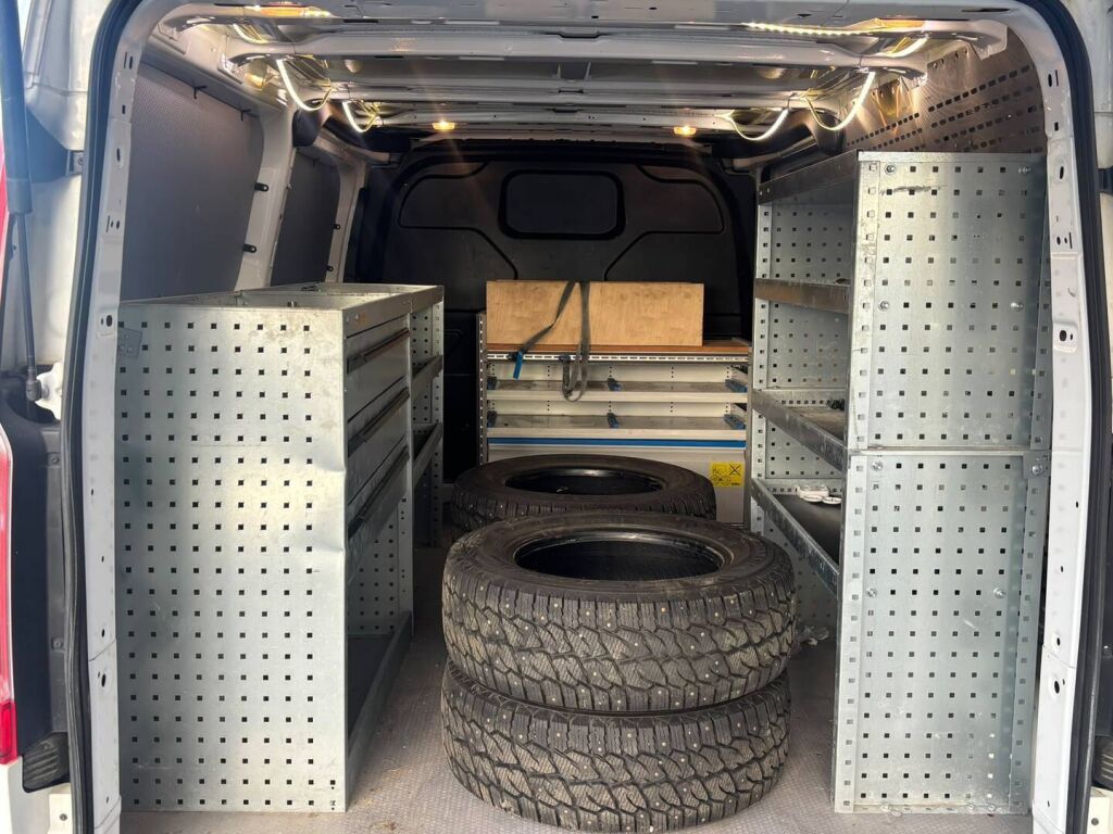 Ford Transit Custom 2018 Valkoinen