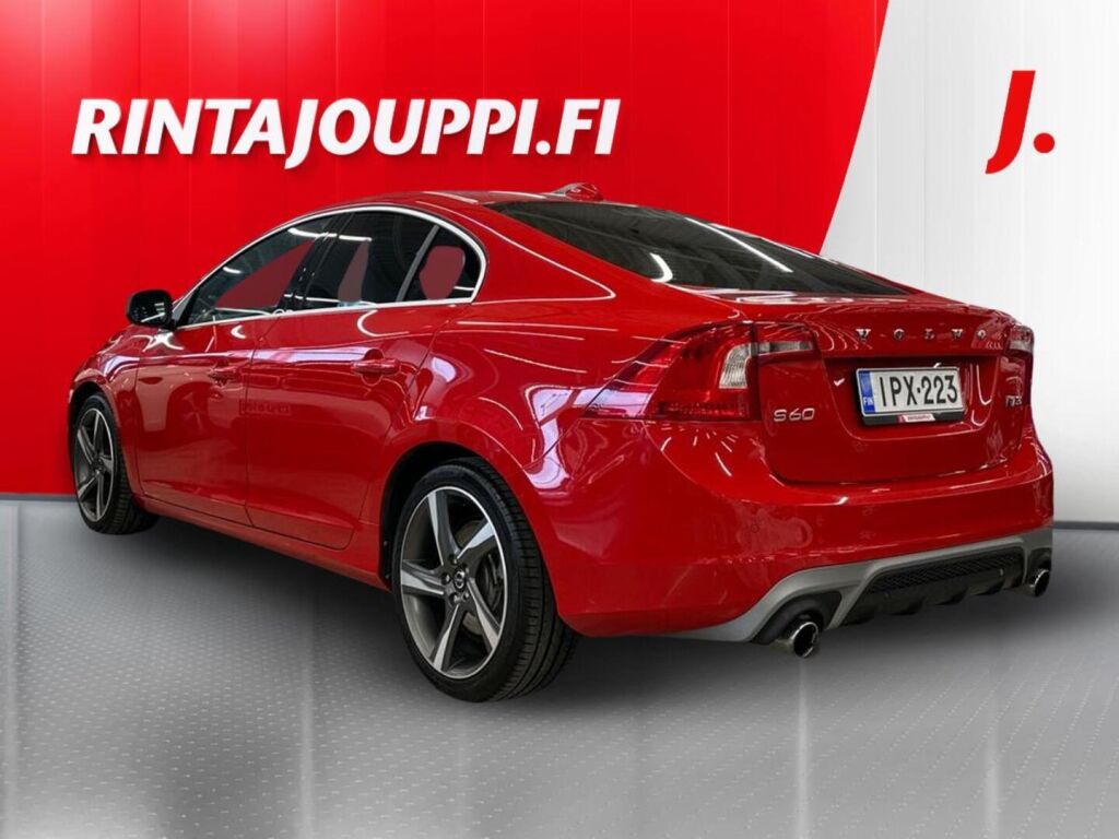 Volvo S60 2013 Punainen