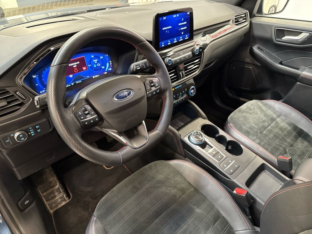 Ford Kuga 2023 Sininen
