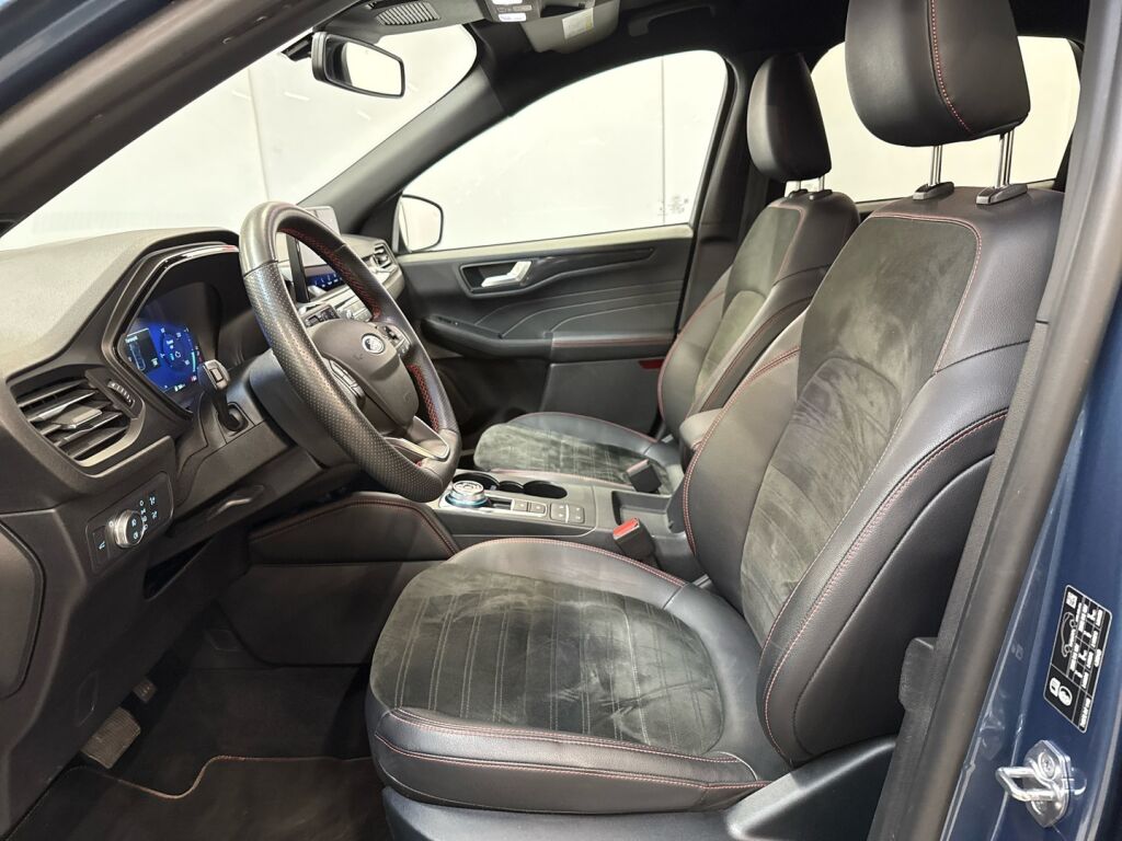Ford Kuga 2023 Sininen