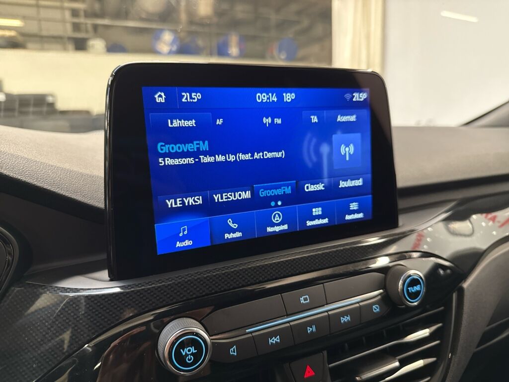 Ford Kuga 2023 Sininen