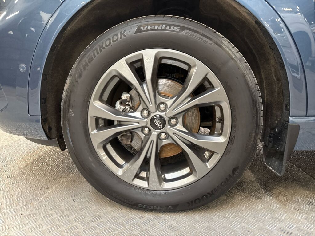 Ford Kuga 2023 Sininen