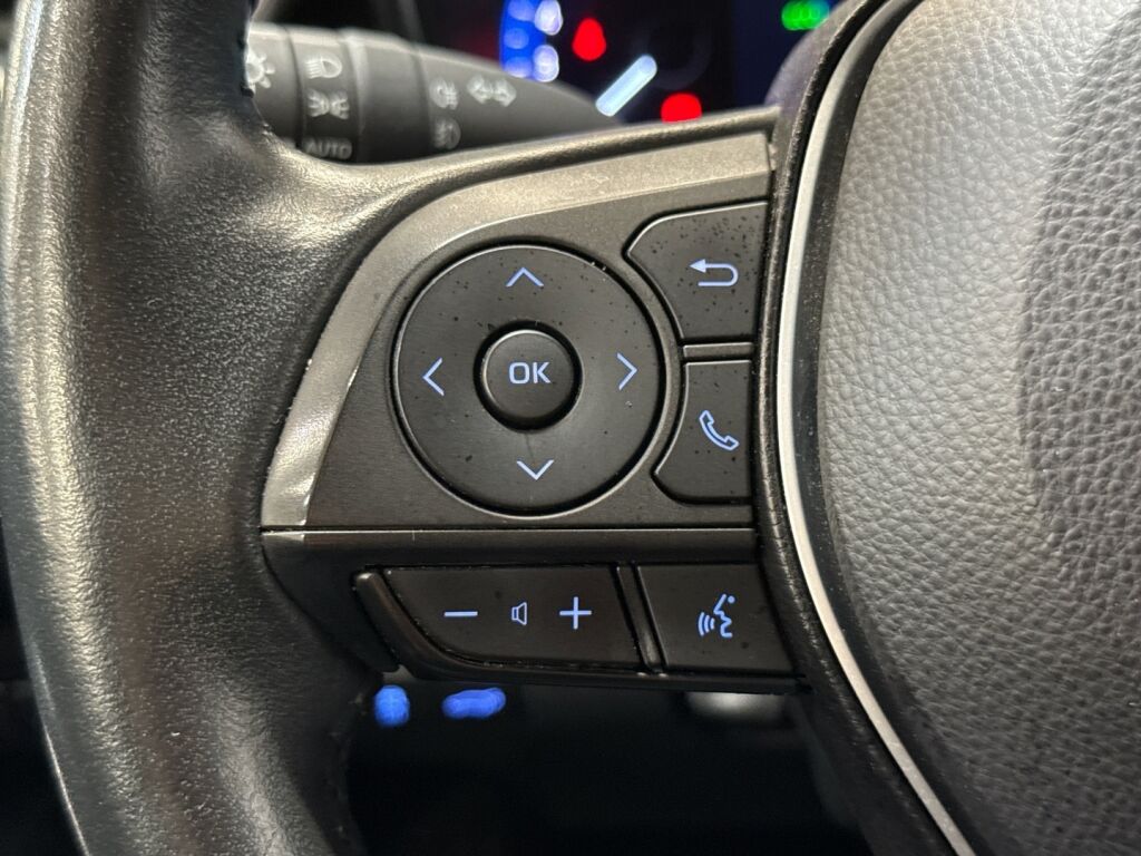 Toyota Corolla 2022 Sininen