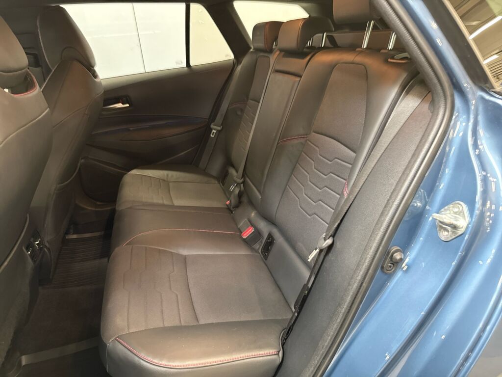 Toyota Corolla 2022 Sininen