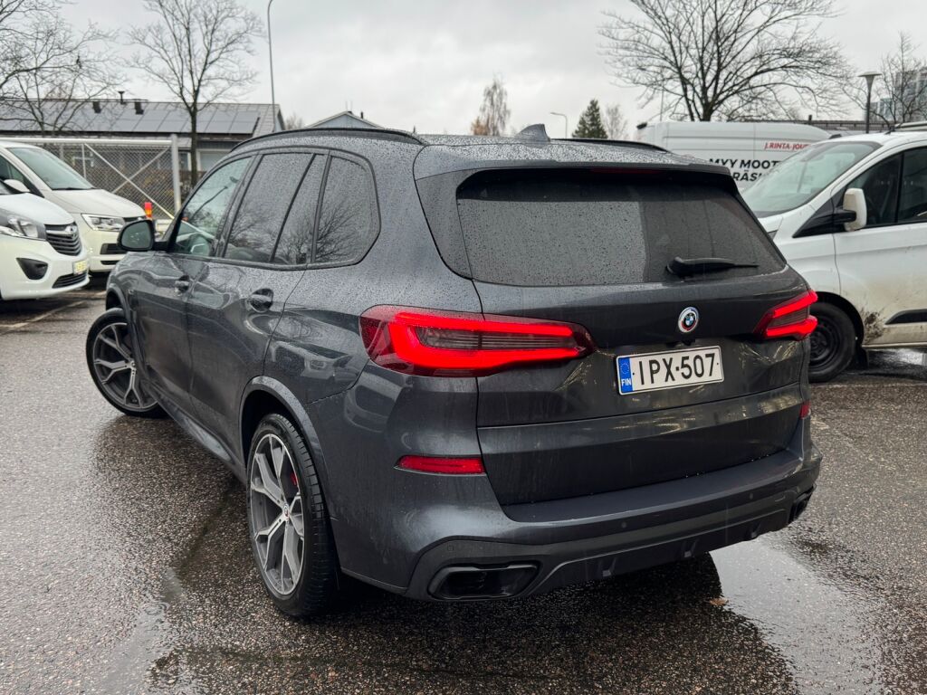 BMW X5 2022 Harmaa