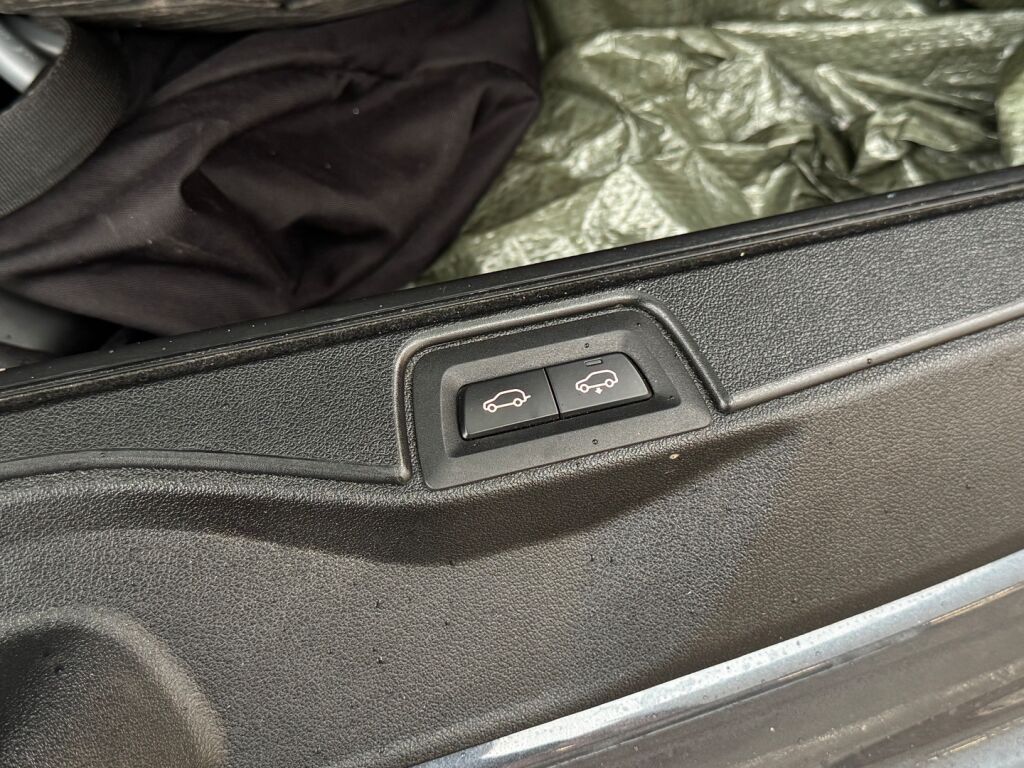 BMW X5 2022 Harmaa
