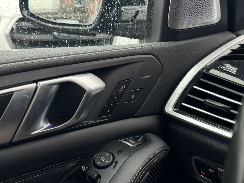 BMW X5 2022 Harmaa