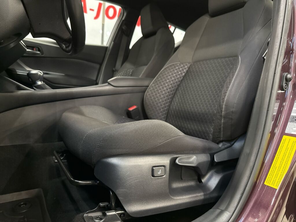 Toyota C-HR 2022 Violetti