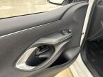 Toyota Yaris 2022 Valkoinen