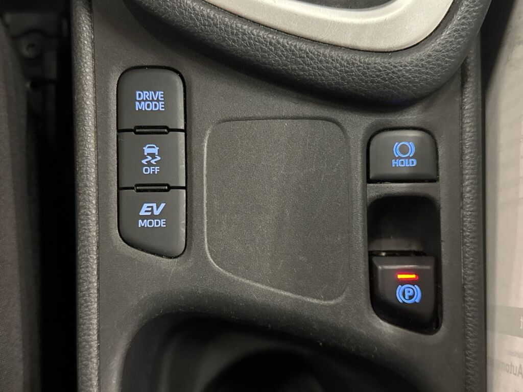 Toyota Yaris 2022 Valkoinen