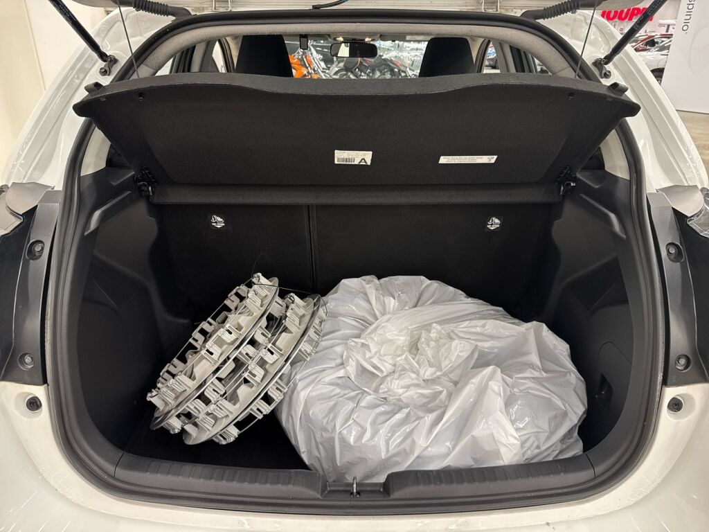 Toyota Yaris 2022 Valkoinen