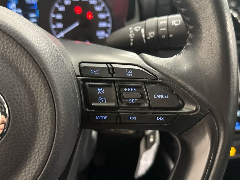 Toyota Yaris 2022 Valkoinen