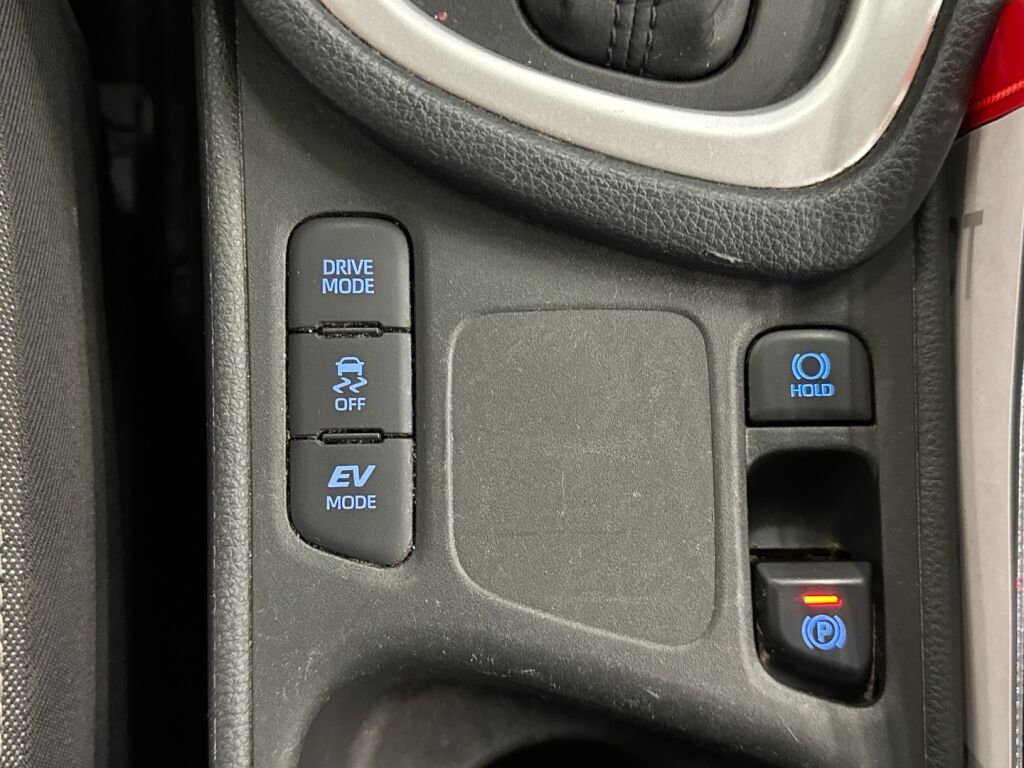 Toyota Yaris 2022 Valkoinen