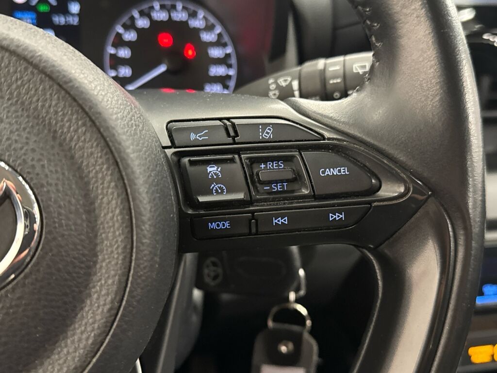 Toyota Yaris 2022 Valkoinen