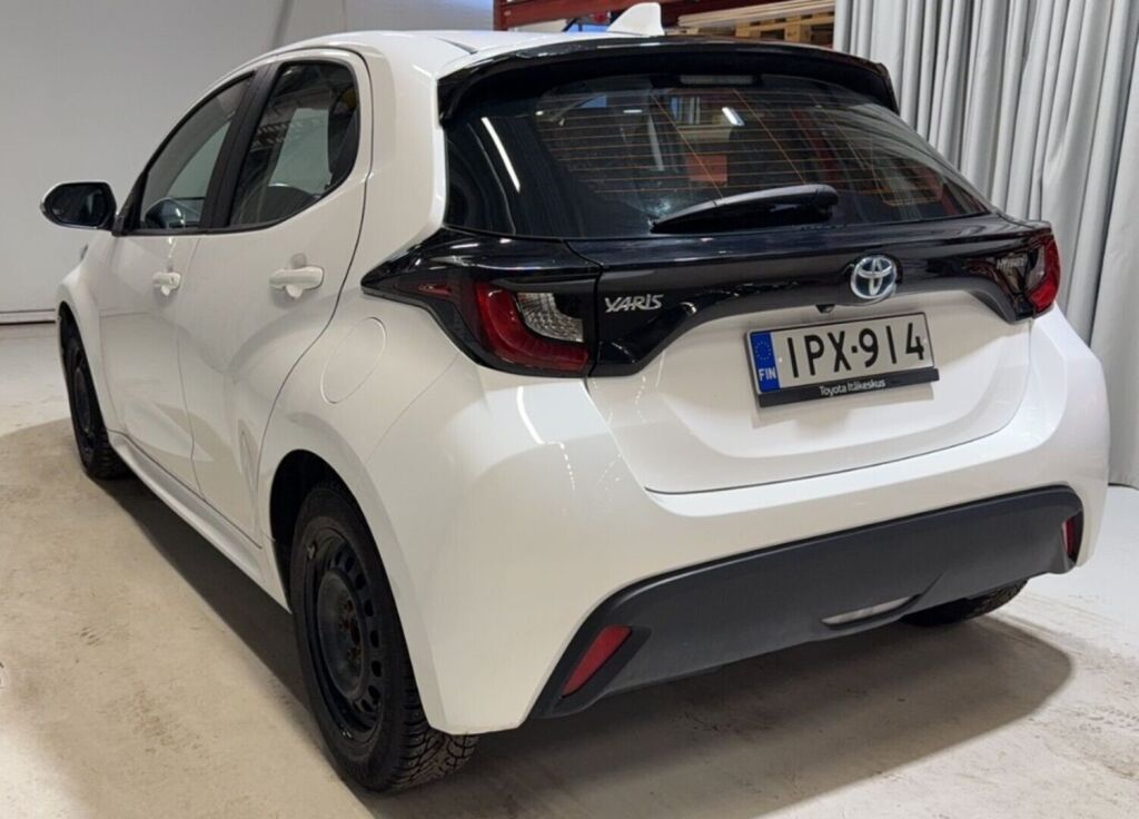 Toyota Yaris 2022 Valkoinen