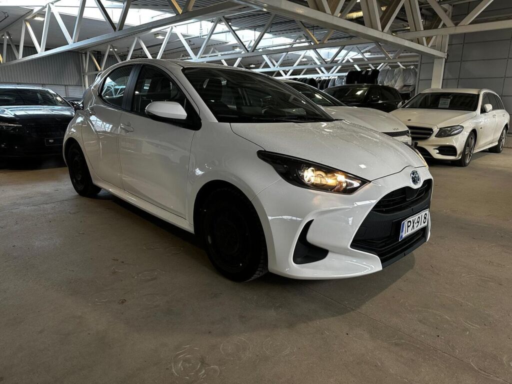 Toyota Yaris 2022 Valkoinen