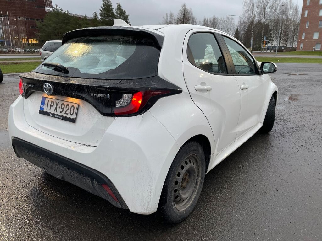 Toyota Yaris 2022 Valkoinen