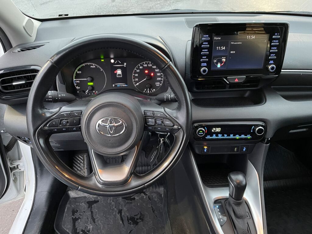 Toyota Yaris 2022 Valkoinen