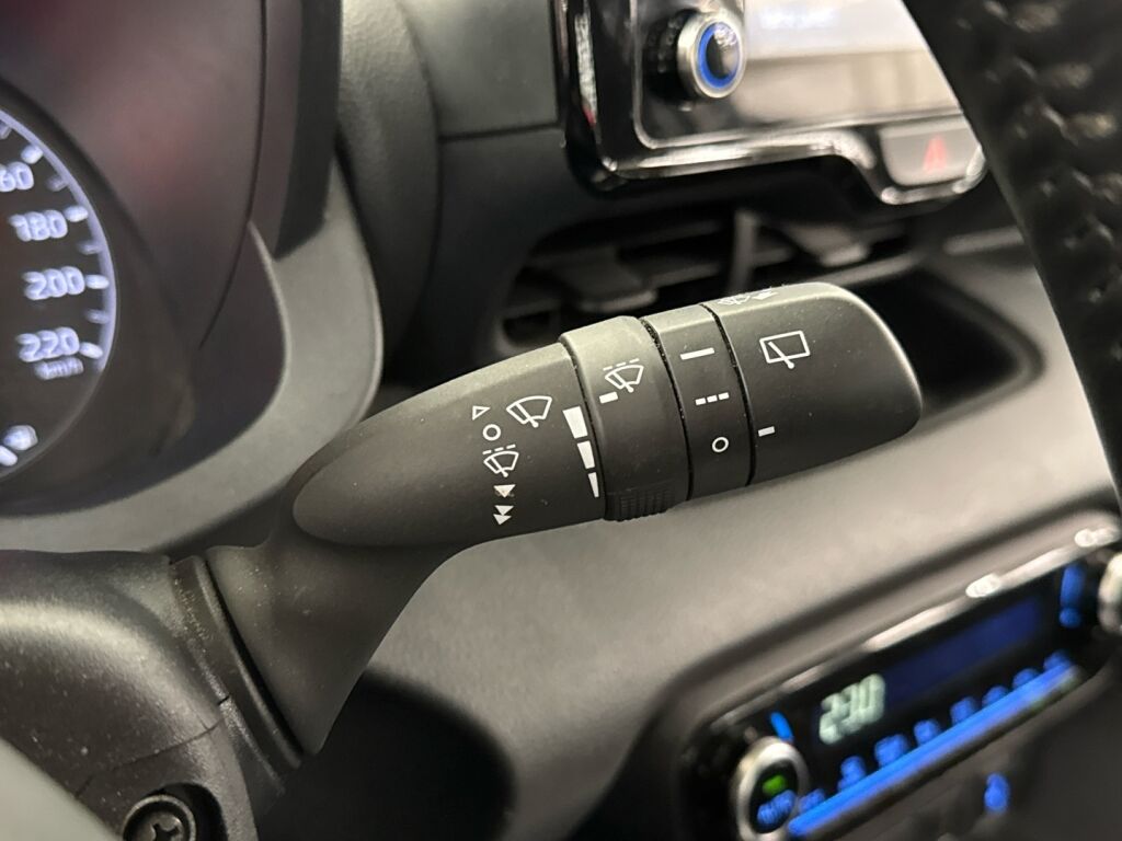 Toyota Yaris 2022 Valkoinen