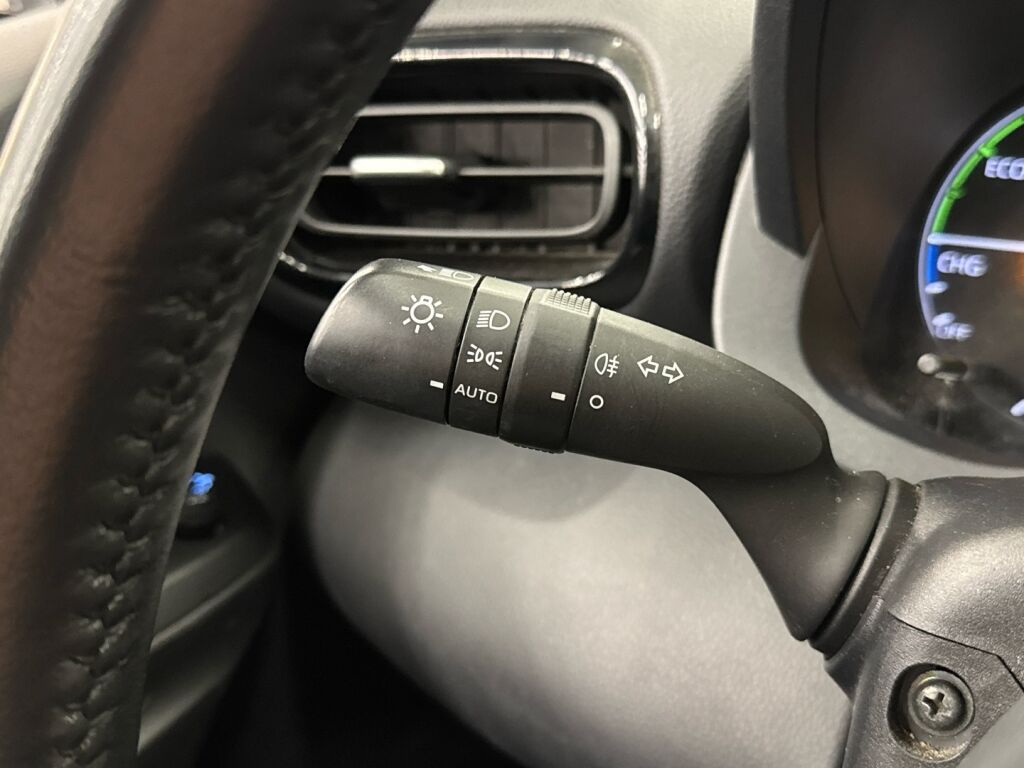 Toyota Yaris 2022 Valkoinen