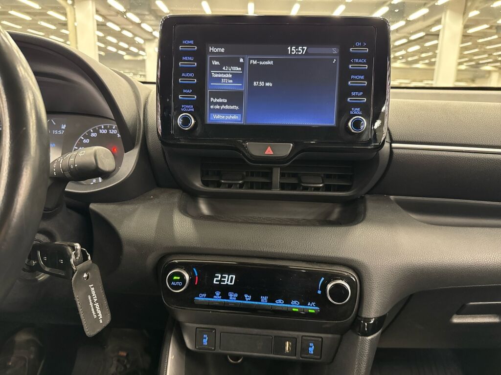 Toyota Yaris 2022 Valkoinen