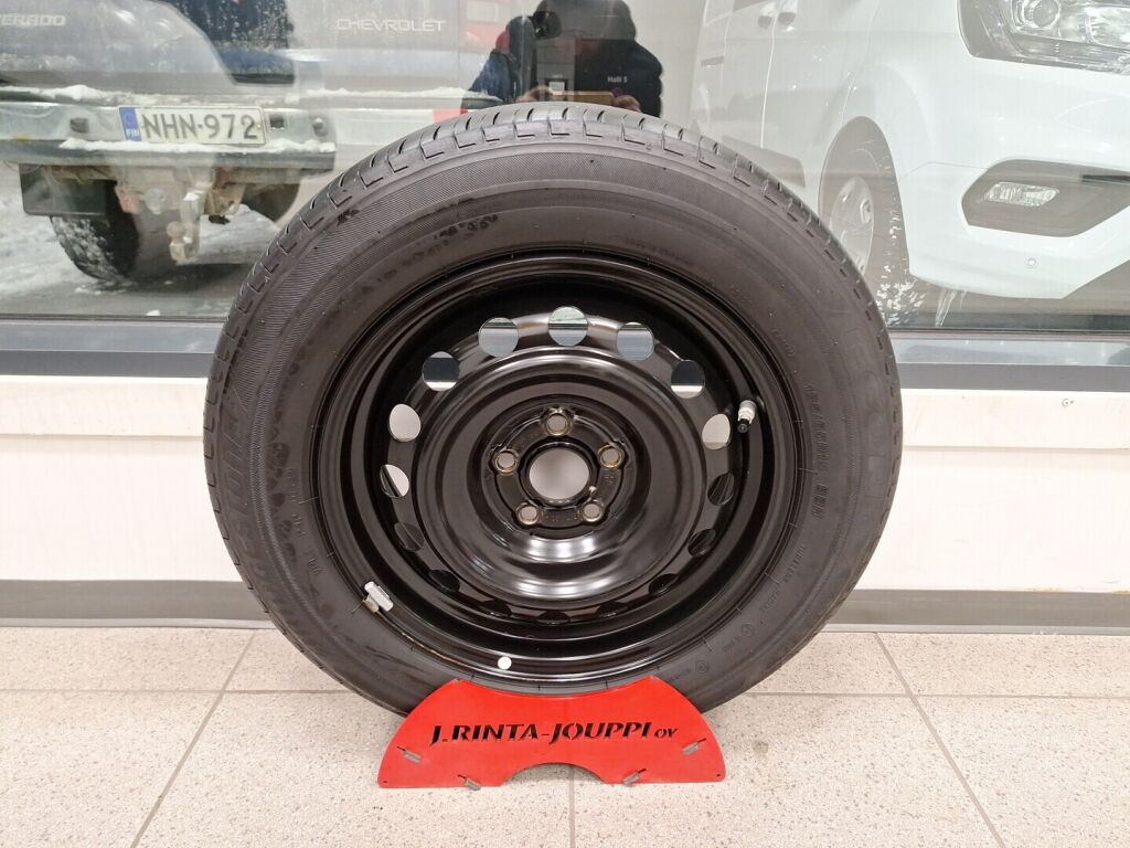 Toyota Yaris 2022 Valkoinen