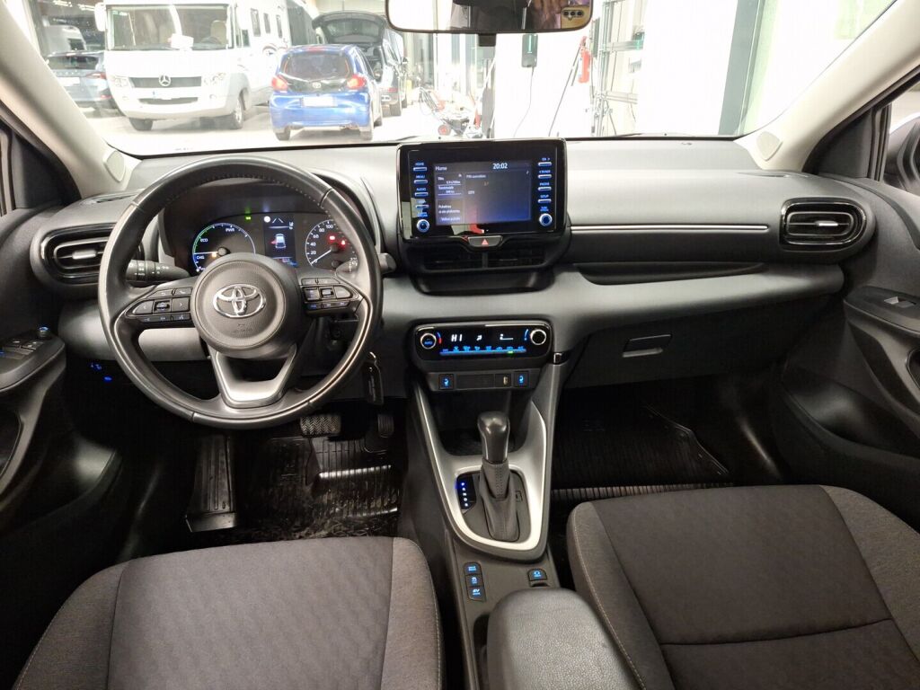 Toyota Yaris 2022 Valkoinen