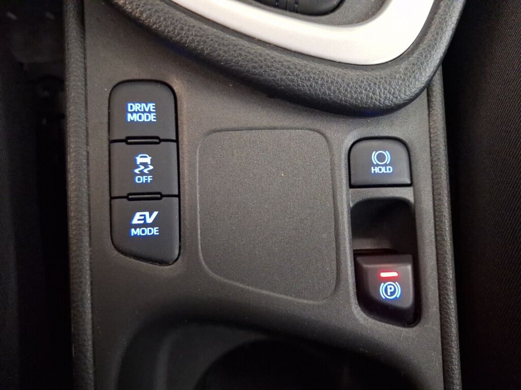 Toyota Yaris 2022 Valkoinen