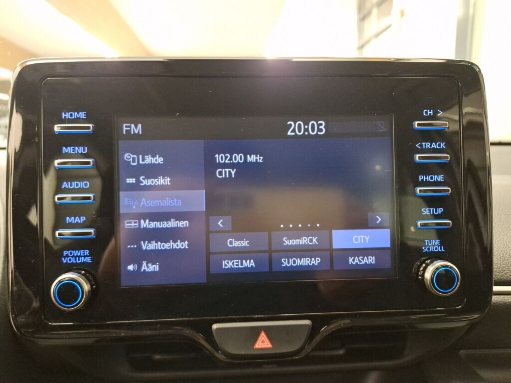 Toyota Yaris 2022 Valkoinen