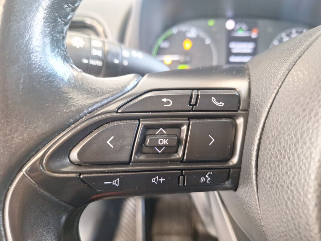 Toyota Yaris 2022 Valkoinen