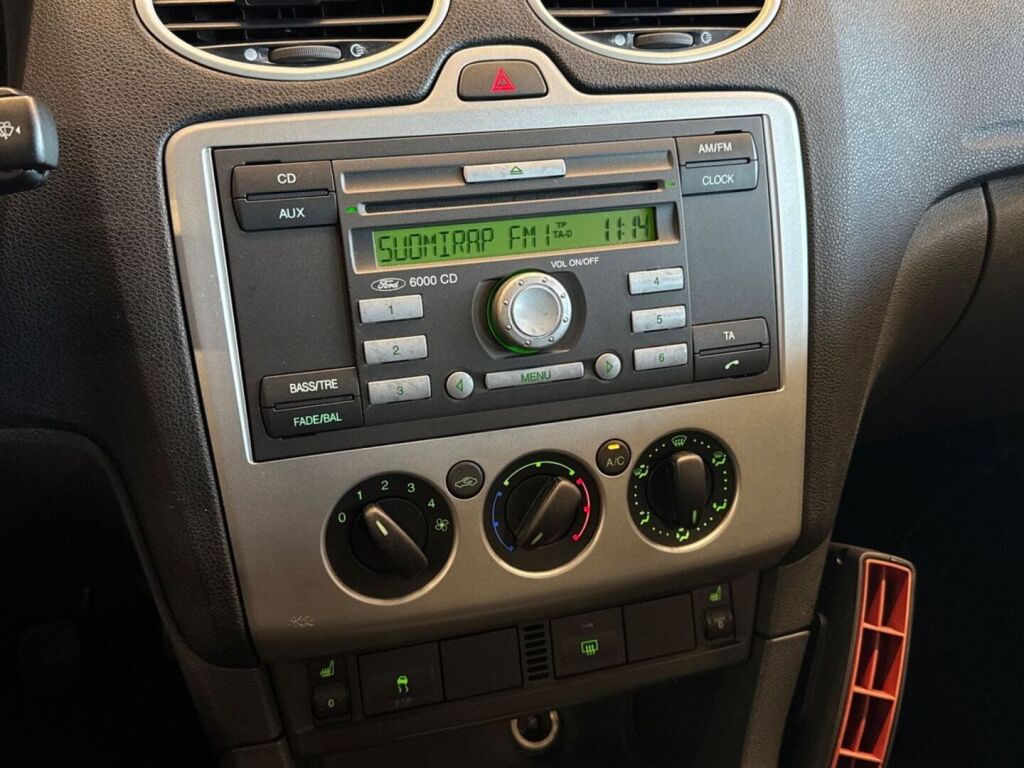 Ford Focus 2007 Valkoinen