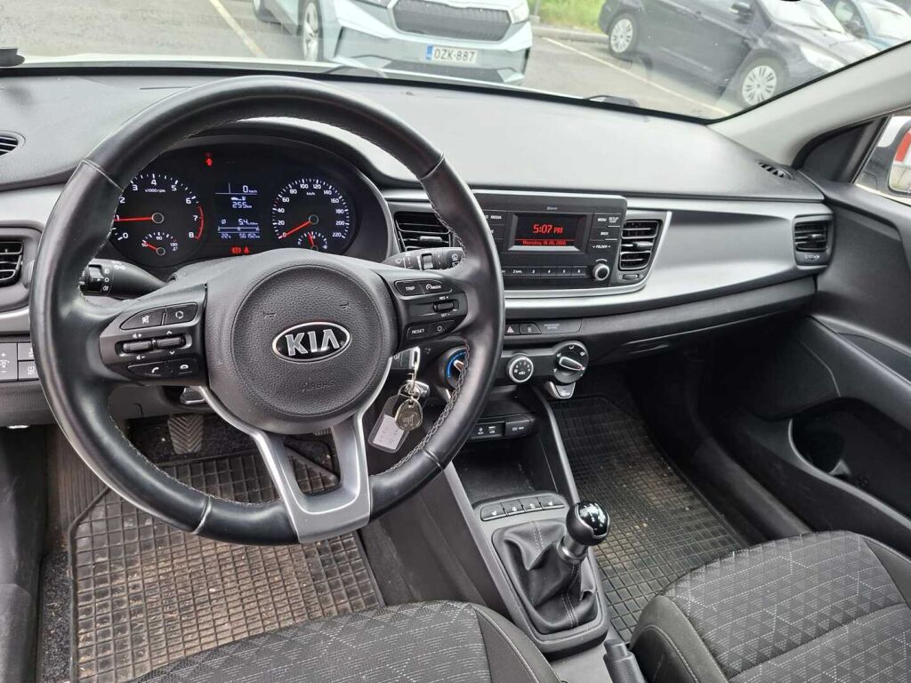 Kia Rio 2020 Valkoinen