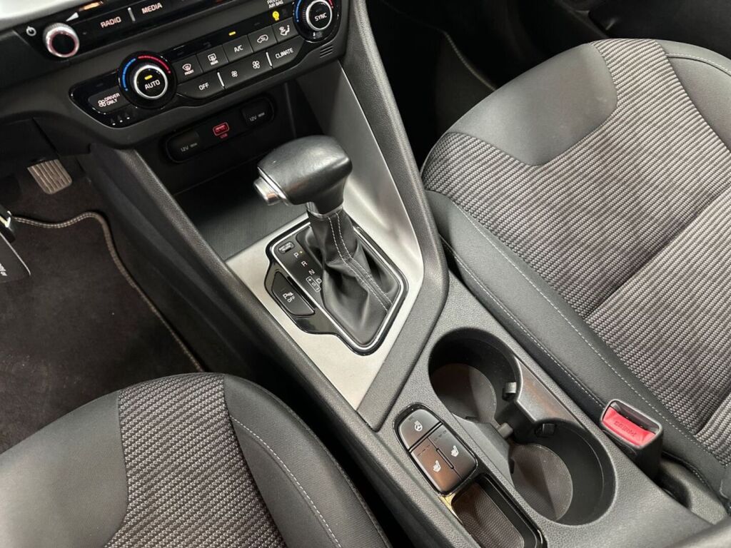 Kia Niro 2020 Sininen