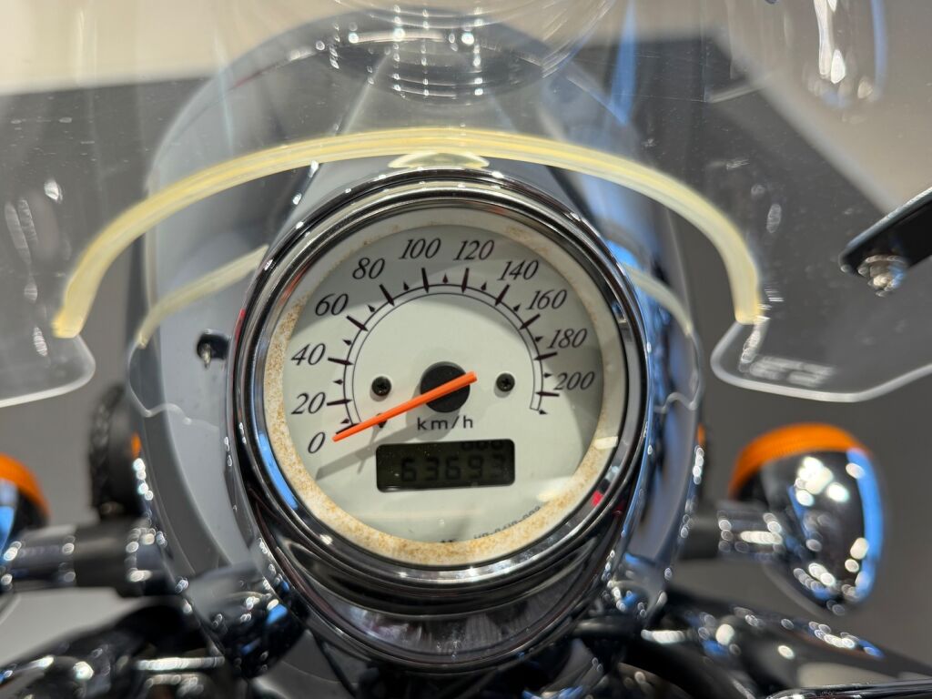 Honda VT 2000 Valkoinen Valkoinen