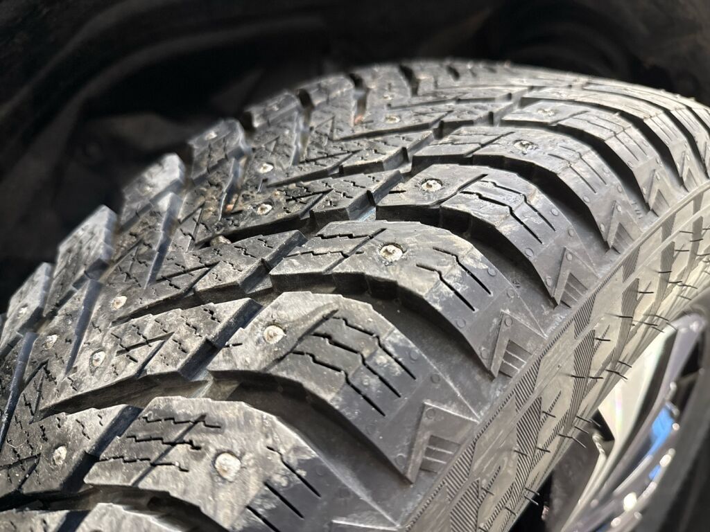 Toyota RAV4 Plug-in 2023 Sininen