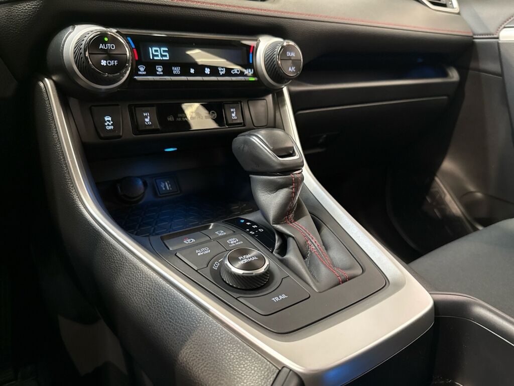 Toyota RAV4 Plug-in 2023 Sininen