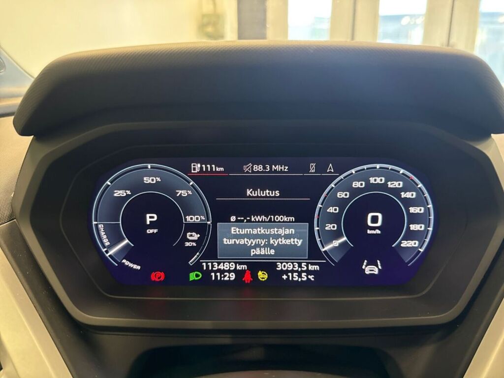 Audi Q4 e-tron 2023 Harmaa