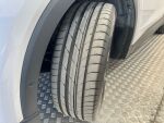 Audi Q4 e-tron 2023 Metalli hopea(Floret-hopea)