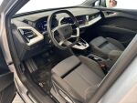 Audi Q4 e-tron 2023 Metalli hopea(Floret-hopea)