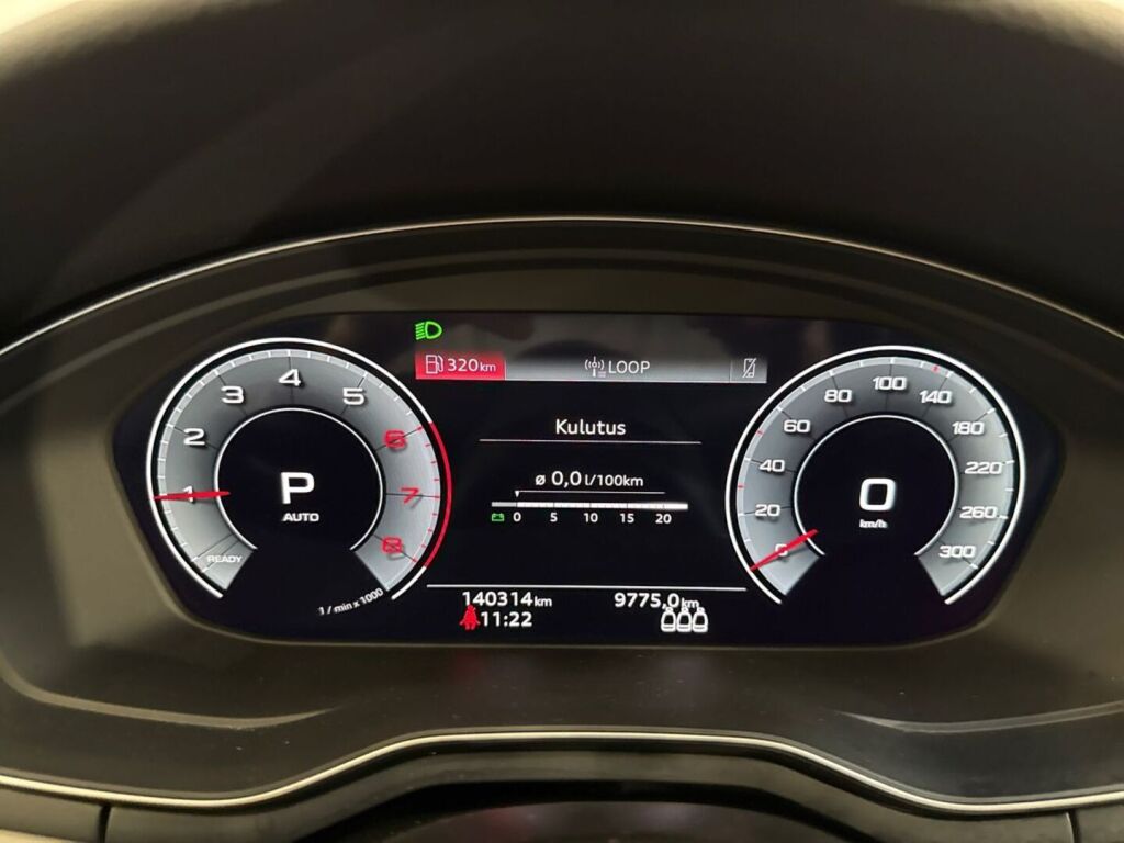 Audi A5 2023 Musta