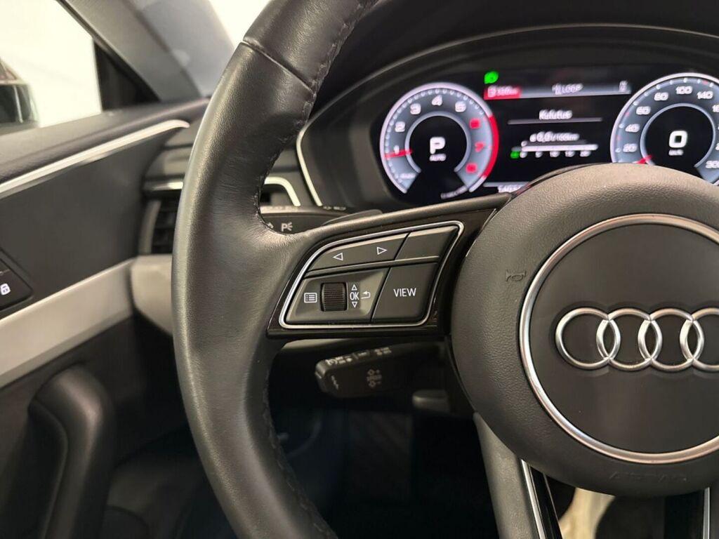 Audi A5 2023 Musta