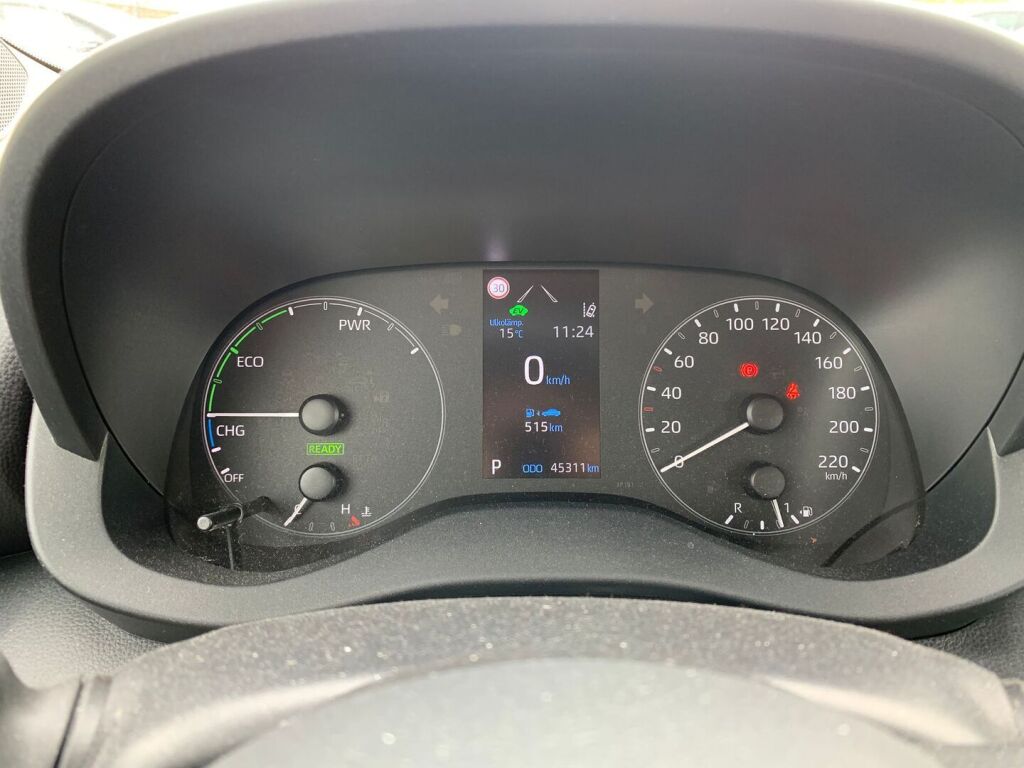 Toyota Yaris 2023 Ruskea (beige)