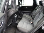 Volvo XC60 2023 Musta