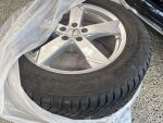 Volvo XC60 2023 Musta