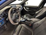 BMW 330 2018 Sininen