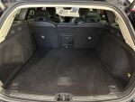 Volvo V60 2019 Musta